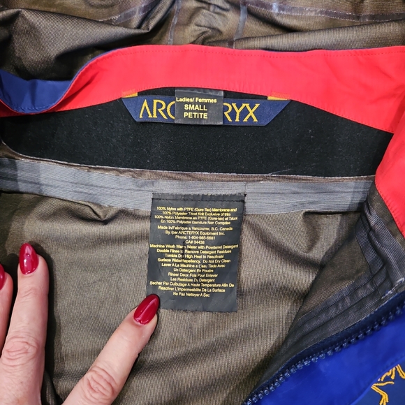 Women's 1998 Arc'teryx Theta AR Too Blue Goretex Rare Sz S - Picture 8 of 12